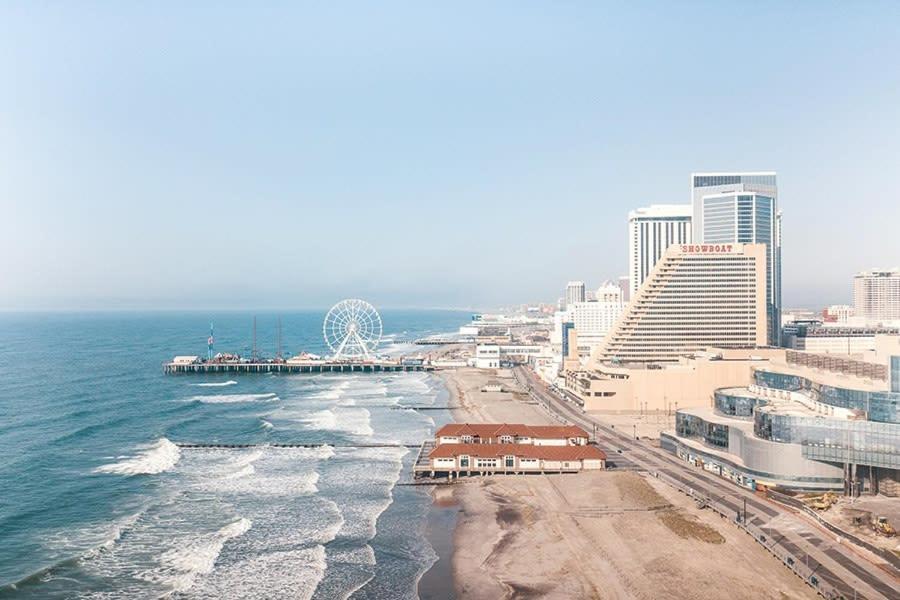 2Br Condo On The Boardwalk With 3 Baths Cozysuites Atlantic City Extérieur photo